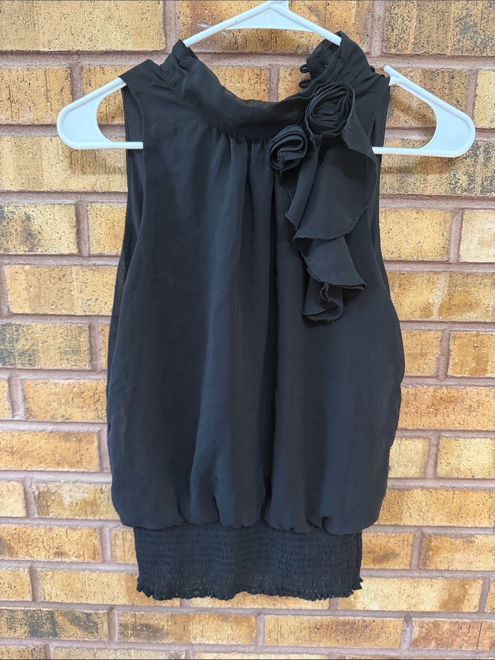 Forever 21 Black Ruffle Neck Sleeveless Camisole